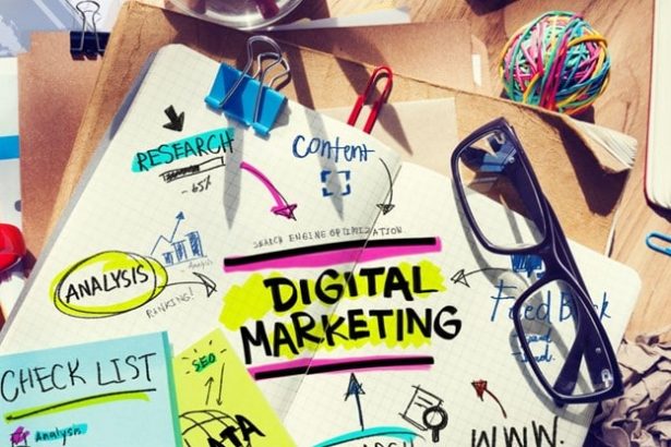 A checklist and notes detail key concepts in digital marketing for VET training.